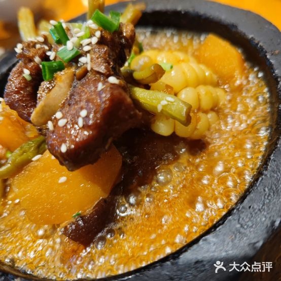 十三太煲石锅花主题餐厅(万达广场鹤壁淇滨店)