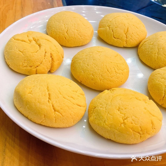 刘亮东洱北小牢铁锅炖(华宇广场三分店)