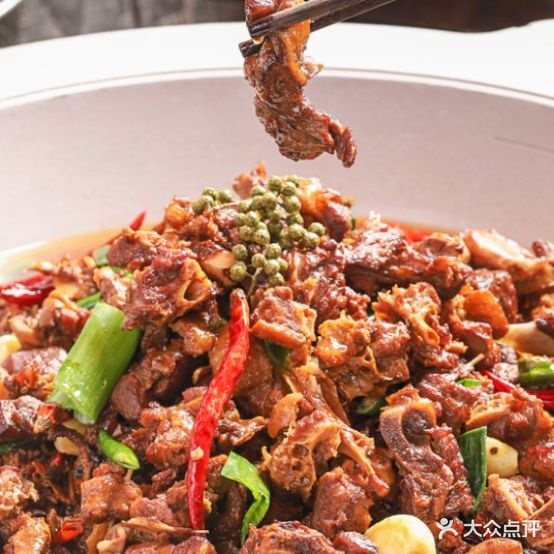 小白鹅火焰焖锅(沭阳吾悦广场店)