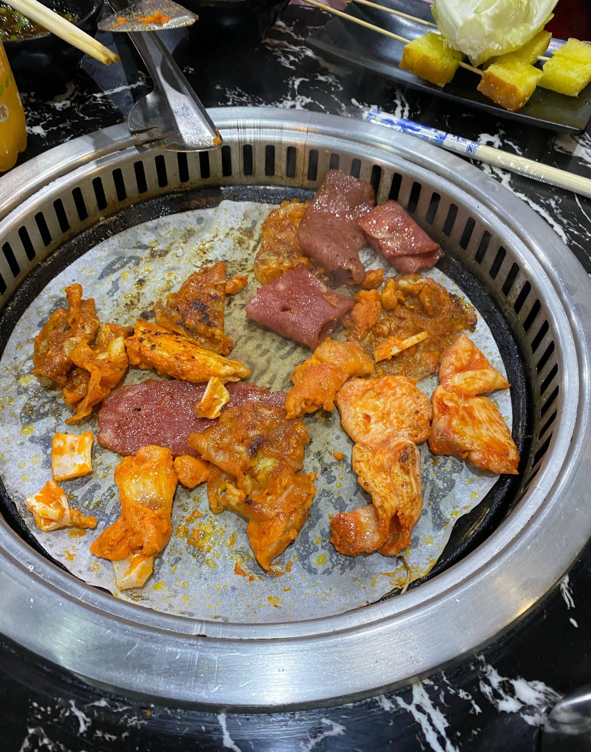 昕潼鲜切牛肉自助烤肉火锅