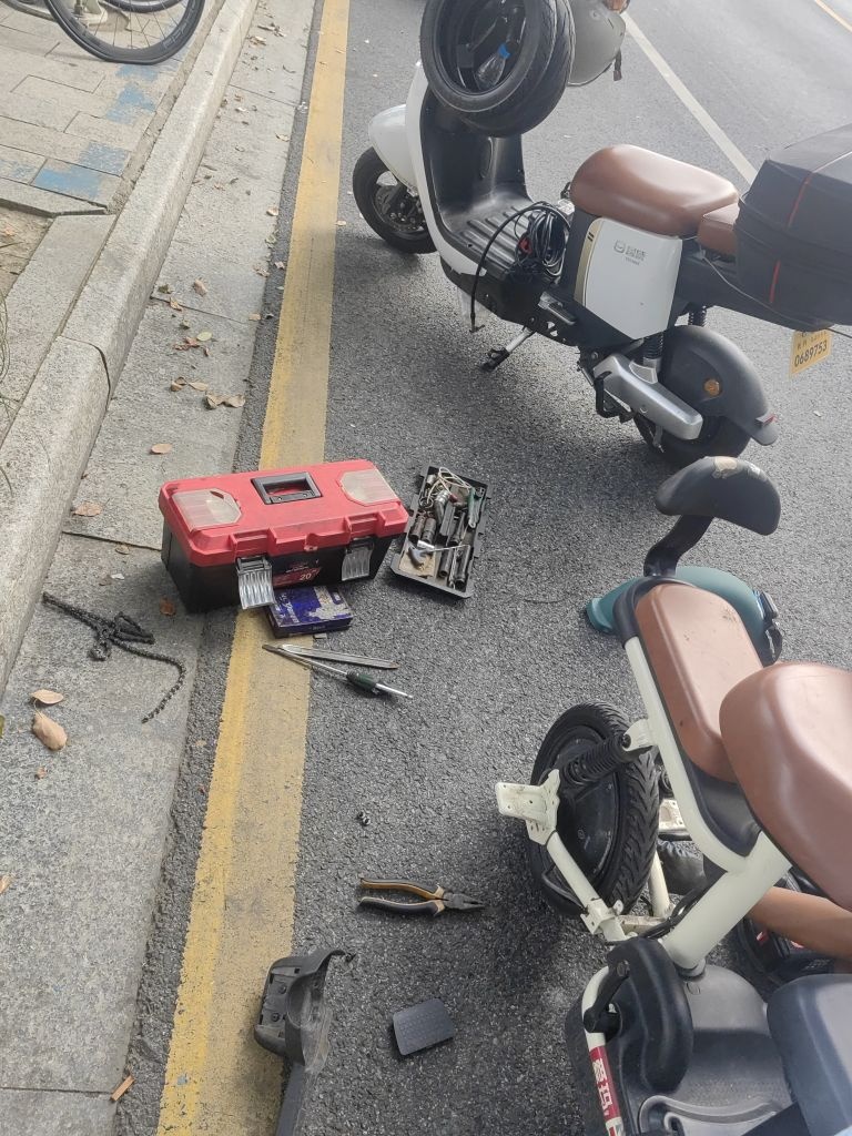 晓阳开锁修电动车(景城邻里中心店)