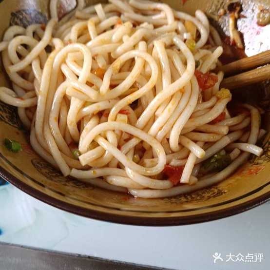 卫校桥凉粉