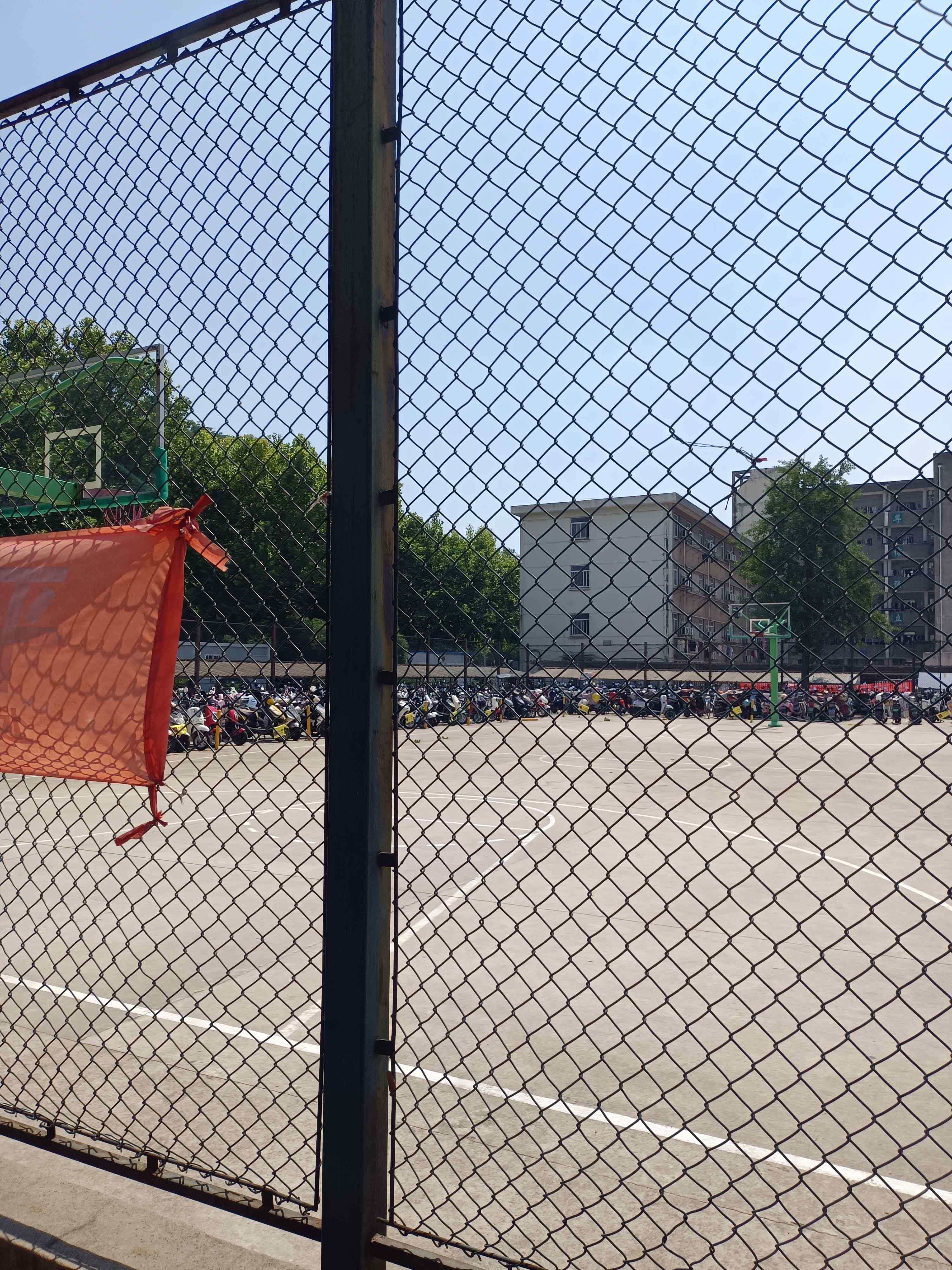 江苏大学附属医院-篮球场