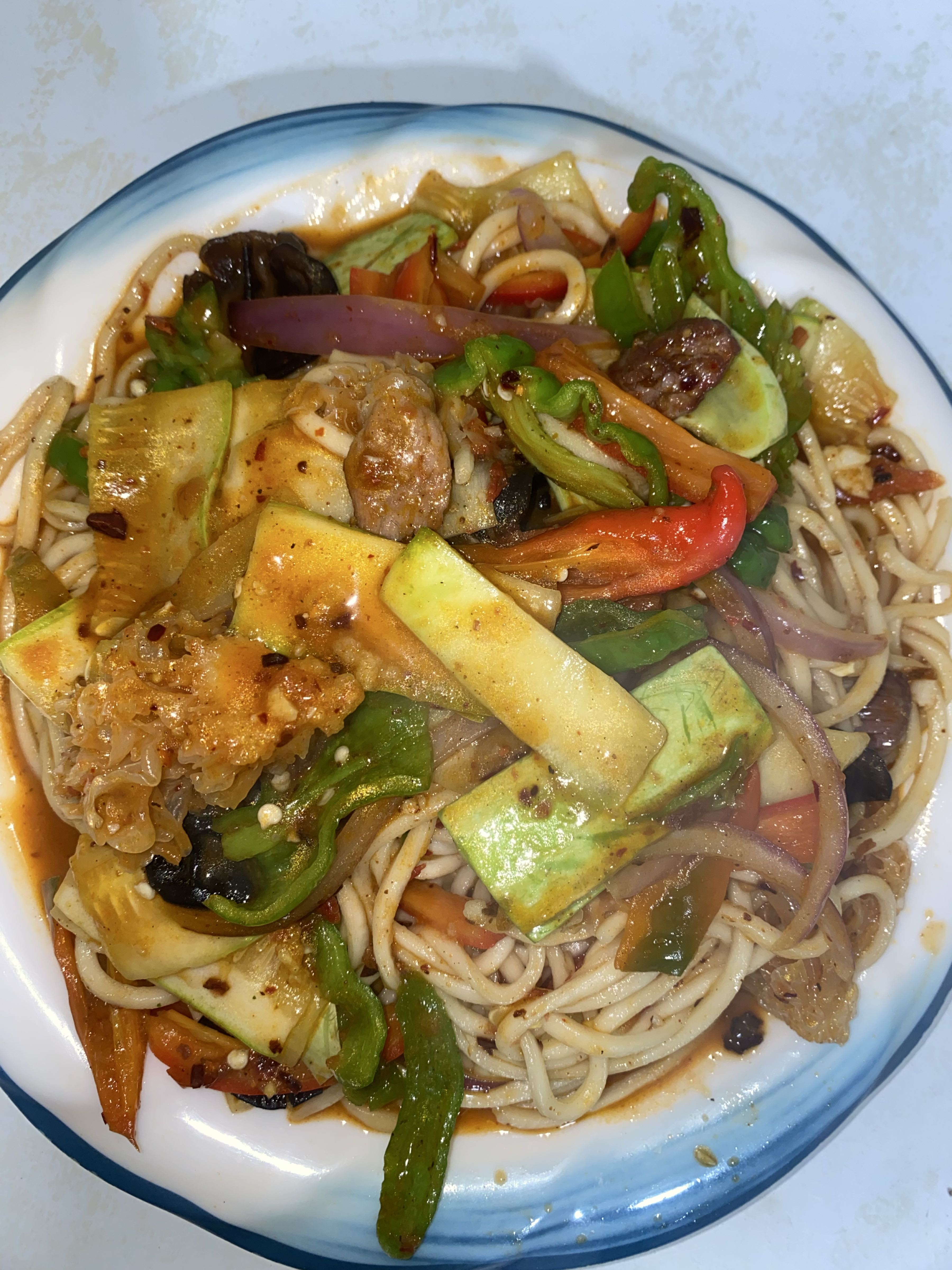 伊尔传统烤肉面食