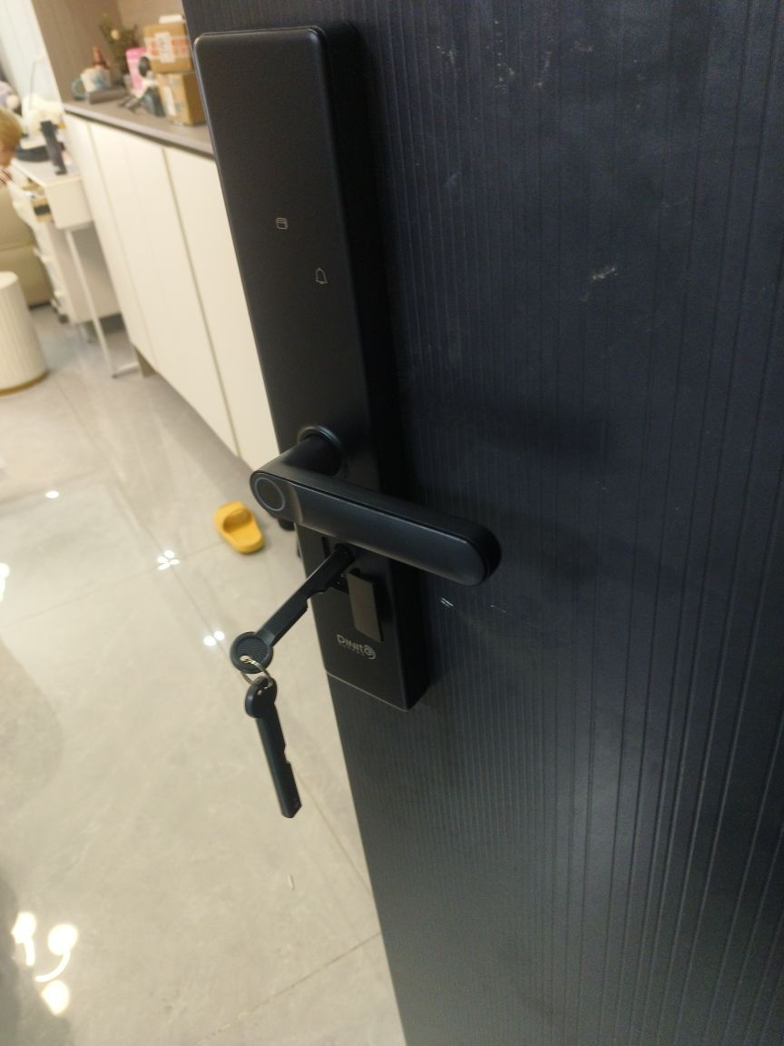 百圆锁业开锁换指纹锁