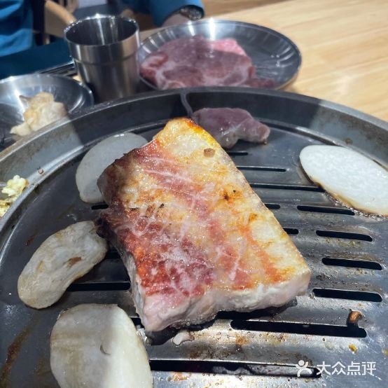 张婿猫啸韩韩国传统烤肉(烟台万象汇店)