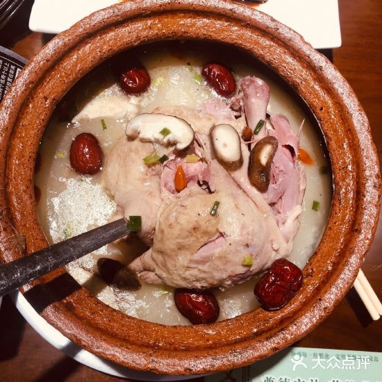 鸭子煲虾蟹馆