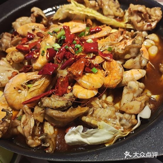 桃花岛肉蟹牛蛙煲(大润发店)