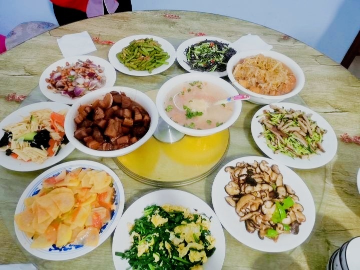 七宝池温泉农家院(二店)
