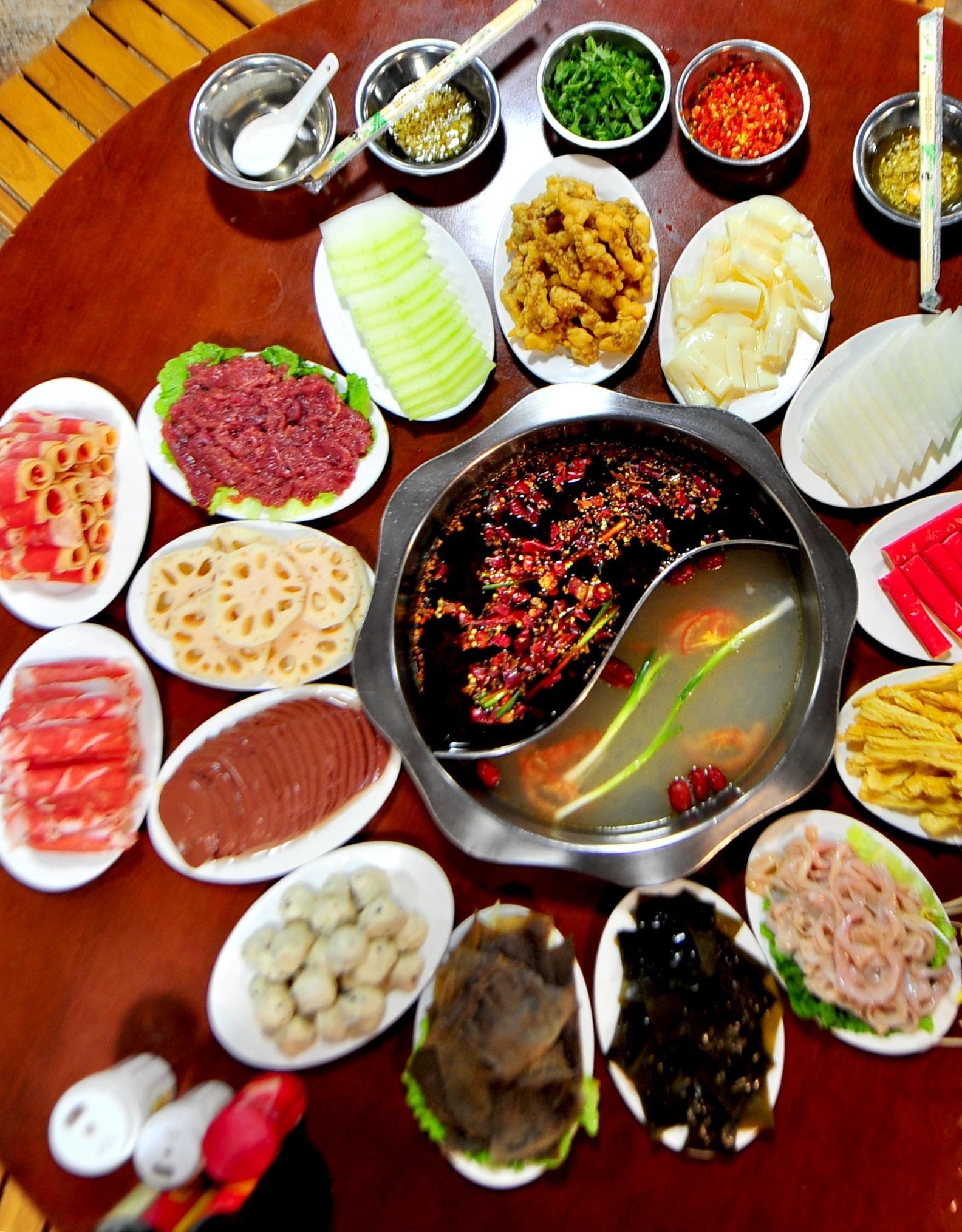 天香食火锅店(白坡里店)