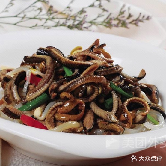 湖北刘美楚宜菜馆