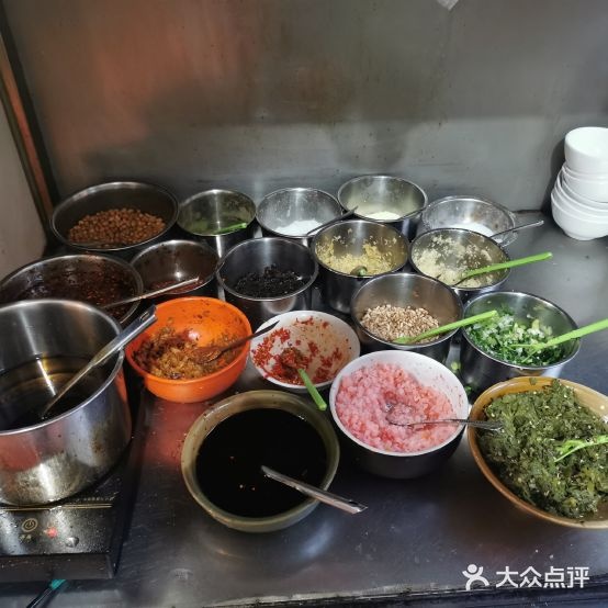 山吧丘豆花饭(东风路店)