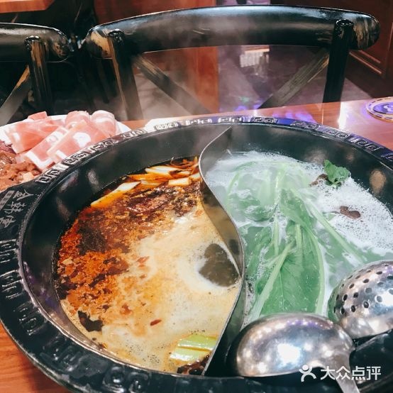 金韩宫韩式自助考肉火锅(居然之家店)