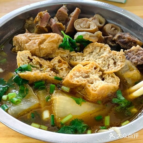 赛记港式牛杂