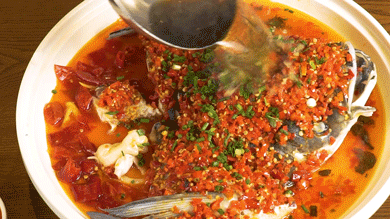 高老坛千丹湖湖剁椒鱼头(万虹广场店)