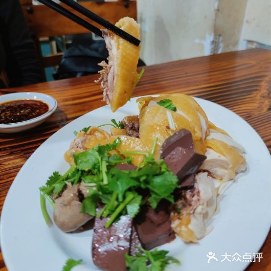 海江鸡饭店(解放东路店)