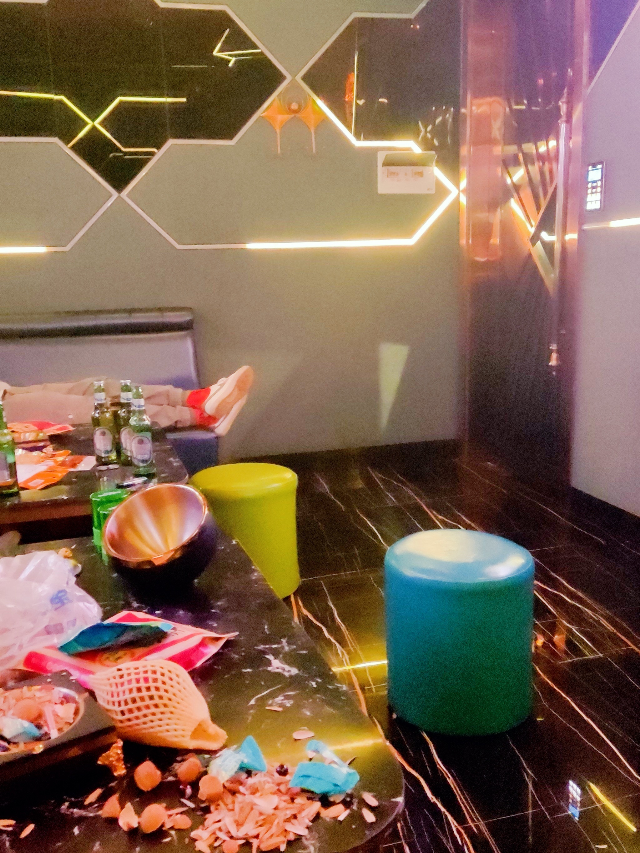 炫唛ktv(巅峰国际生活广场店)