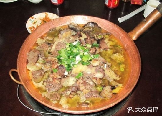 元新餐馆铜瓢牛肉(叠水河店)