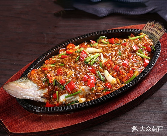 零点烧烤店