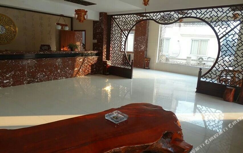 天柱山鄉约茗典大酒店