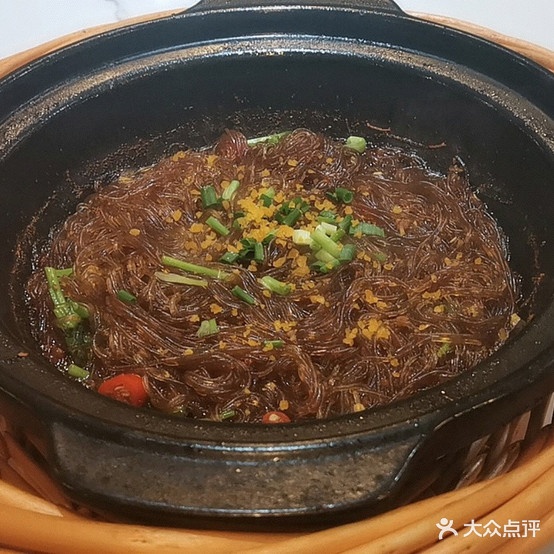 鸽王天下连锁餐馆(崇阳店)