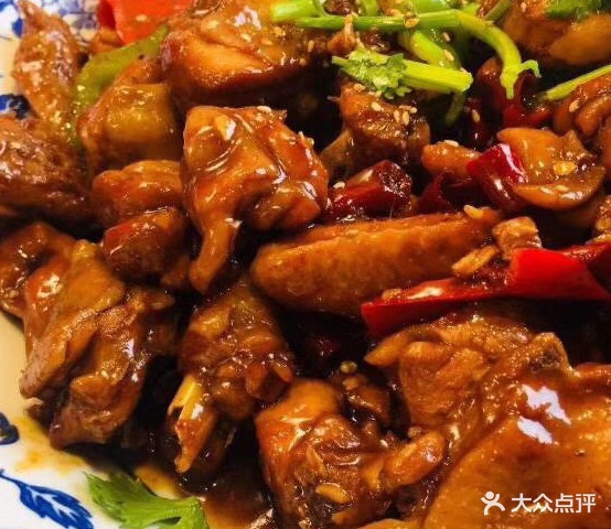 东顺居摇滚鲜炒鸡