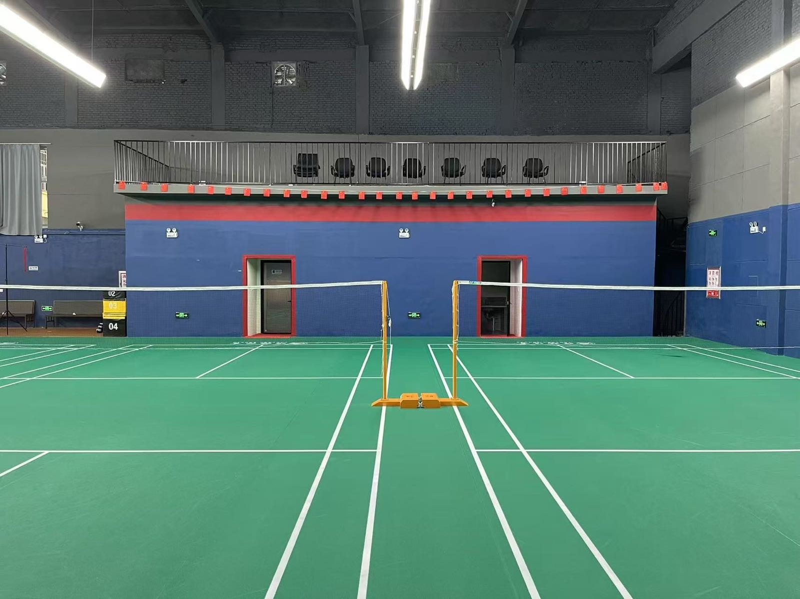 曜扬羽毛球俱乐部