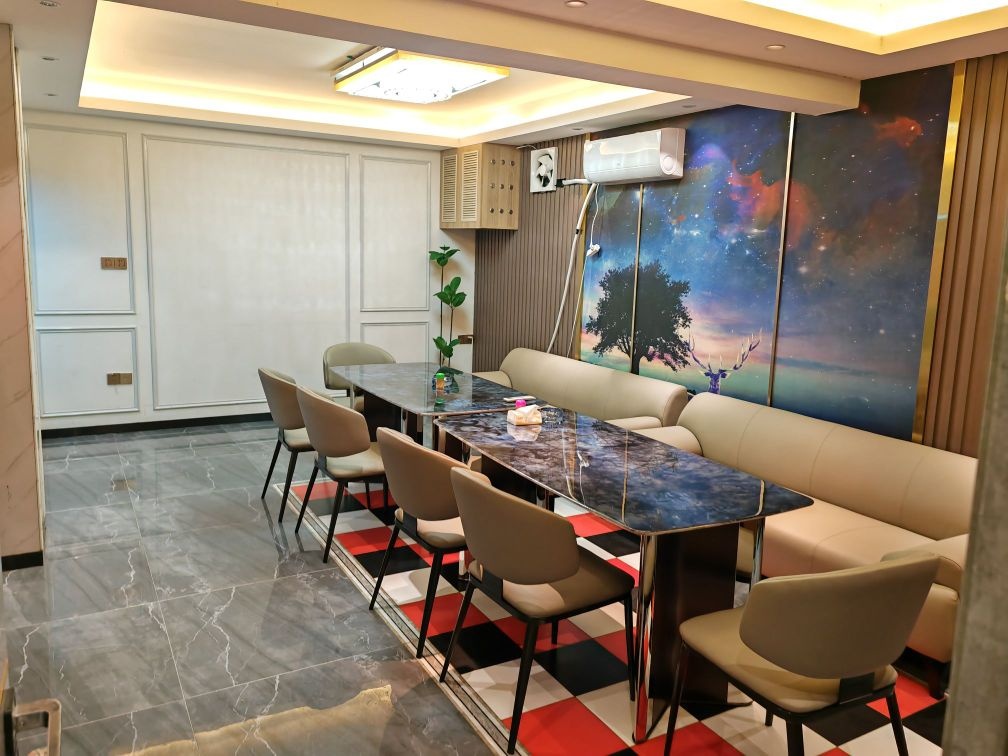 中山市竺林烧烤店