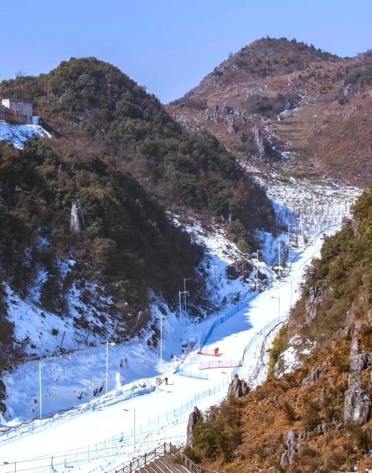 毕棚沟滑雪场