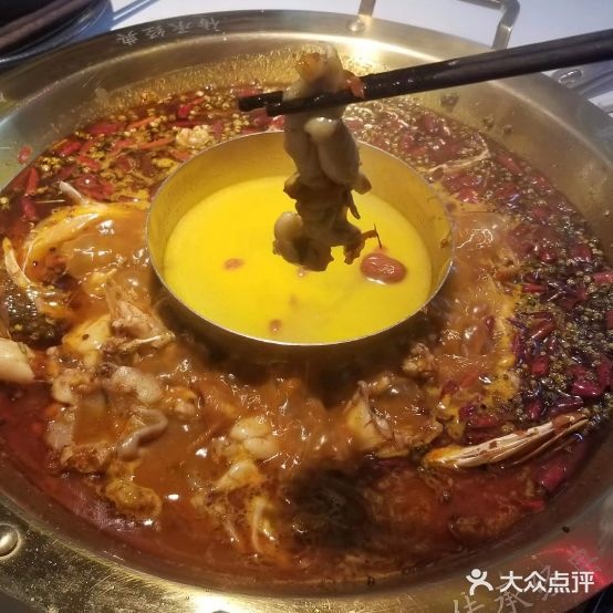 锅圣·美蛙鱼头金·自助火锅(万松园店)