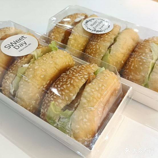 暖柚西点面店包(荣信财富广场店)