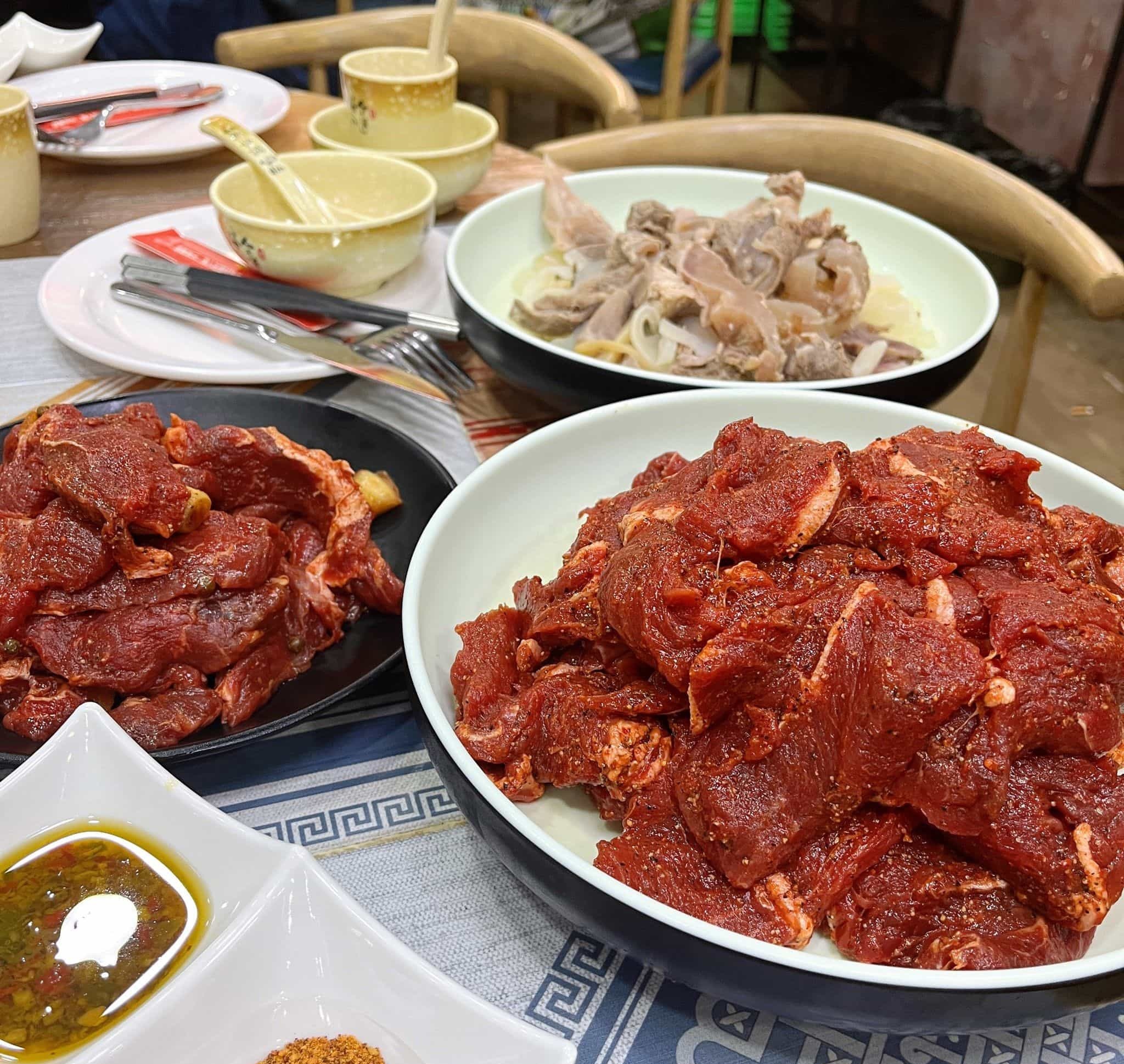 潮牛轩涮烤养生馆(南外店)