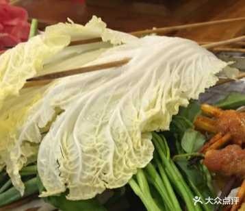 巴人治老灶串串香(福泉店)