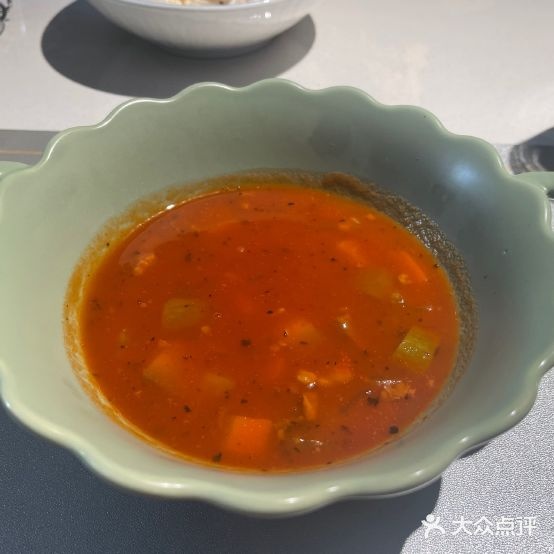 Lucky牛排·花园酒馆(KKone店)