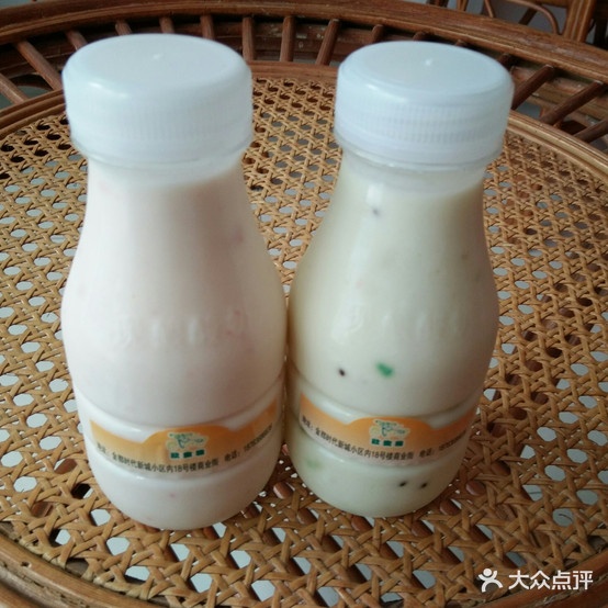 欧蜜雅鲜奶吧