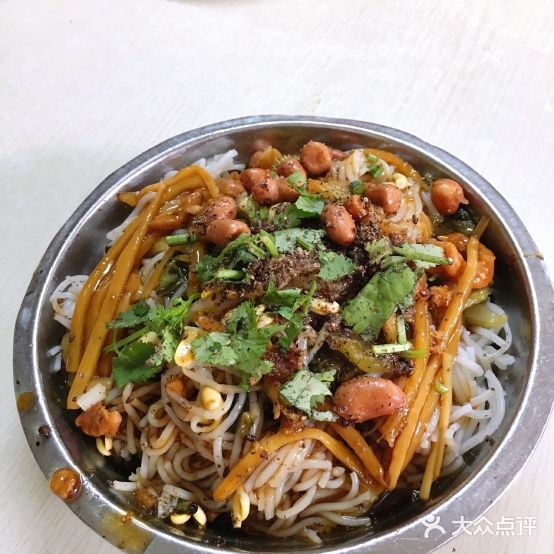 蒙春转海南粉店