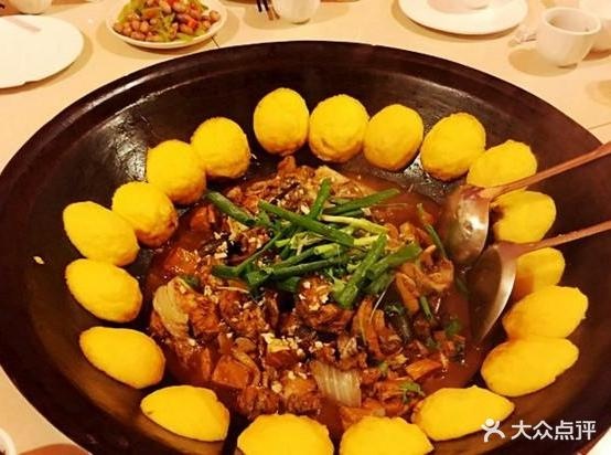 志王家木火灶台锅