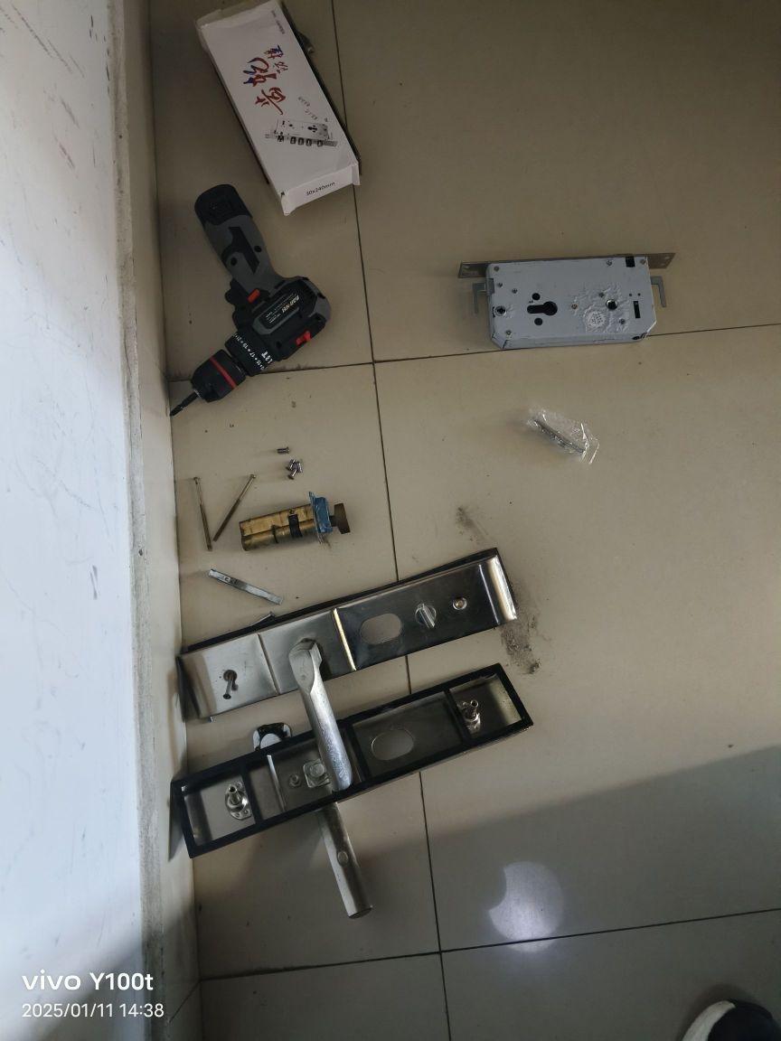 张湾区熊家指纹锁(急开锁)