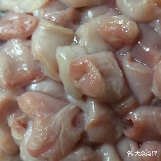 胡子小铺店