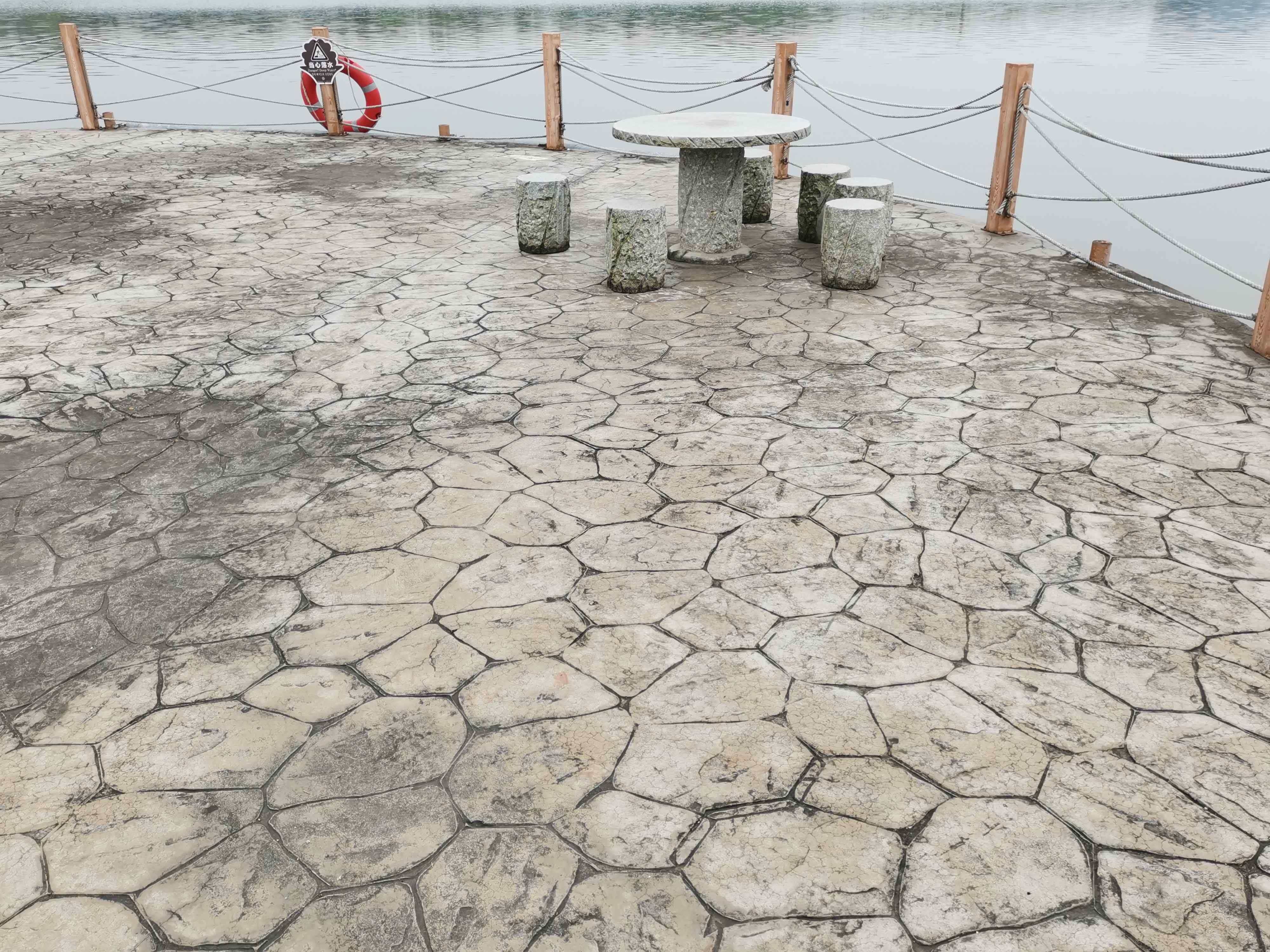 九凌湖旅游风景区-亲水平台