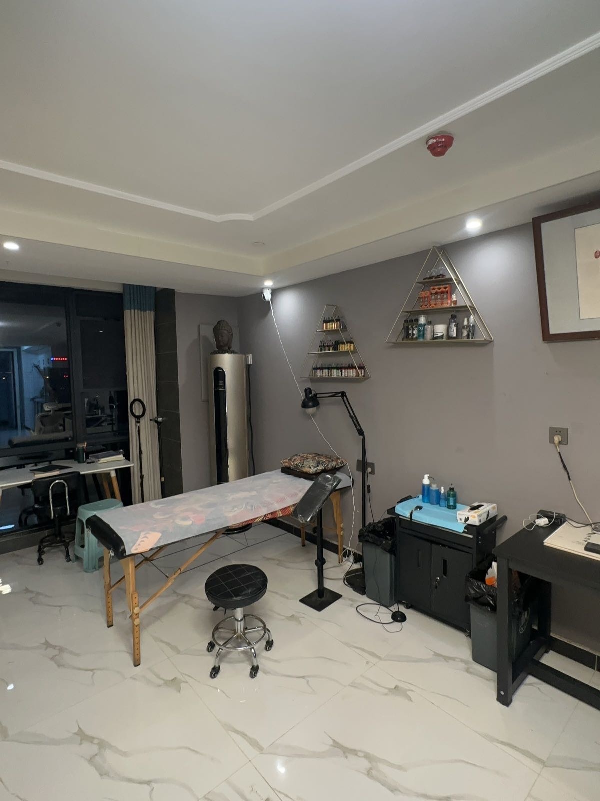 鸣扬传统刺青社(吾悦广场店)