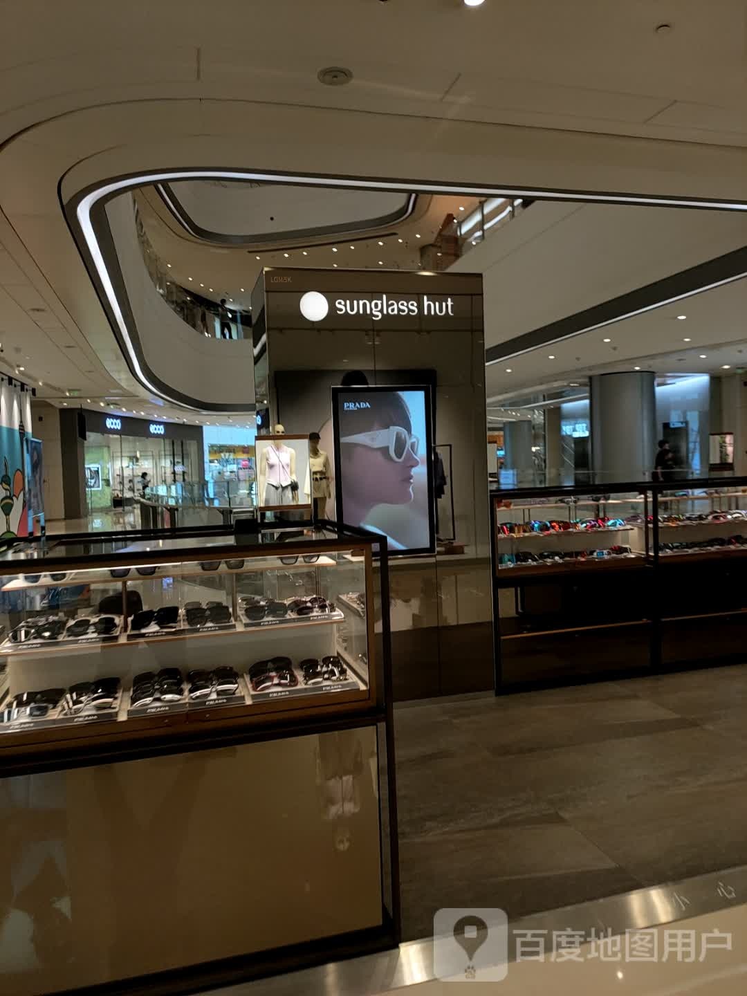 sunglass hut(成都IFS店)