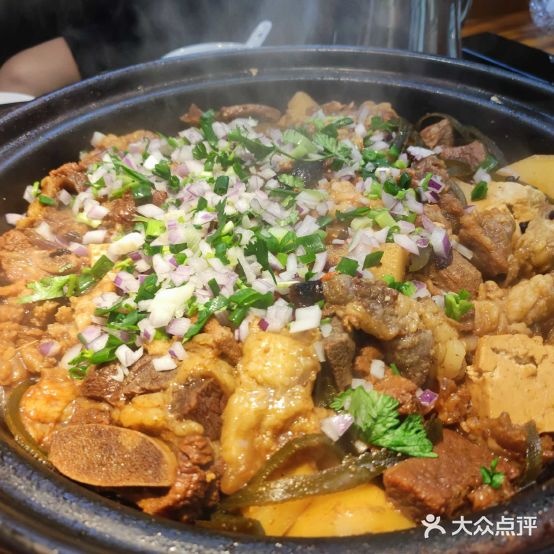 牛滋味牛锅牛尾一锅香(塔南路店)
