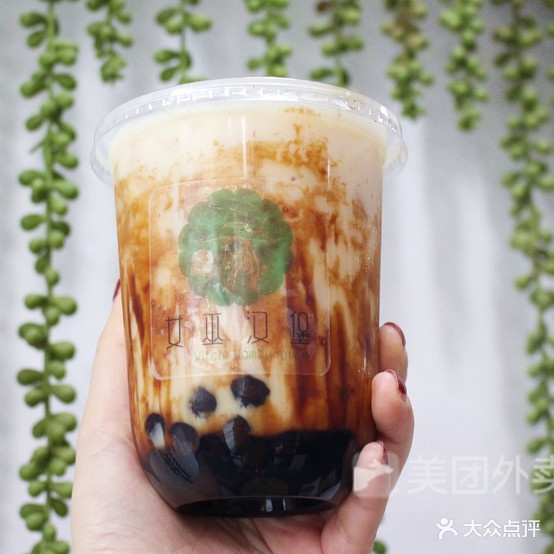 巫注女锪拍汉堡(宝龙店)