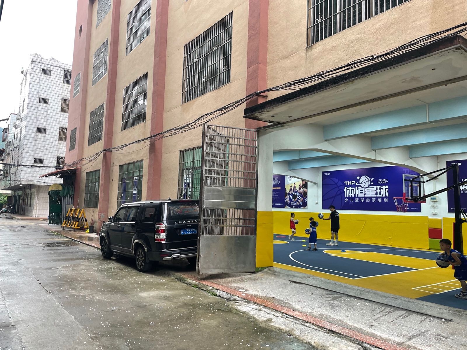 体恒星球篮球俱乐部(镇隆馆)