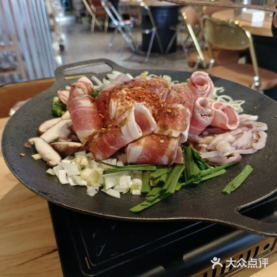 野蛮家炭火烤肉紫菜包饭十