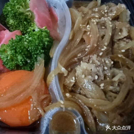 明成家韩国料理(卓越·华堂时光店)