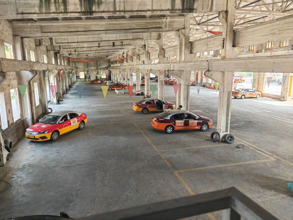 家成驾校报名点