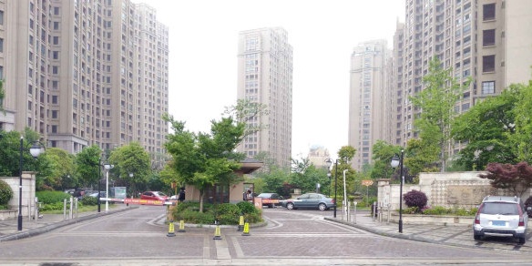 吴江经济技术开发区长板路1号