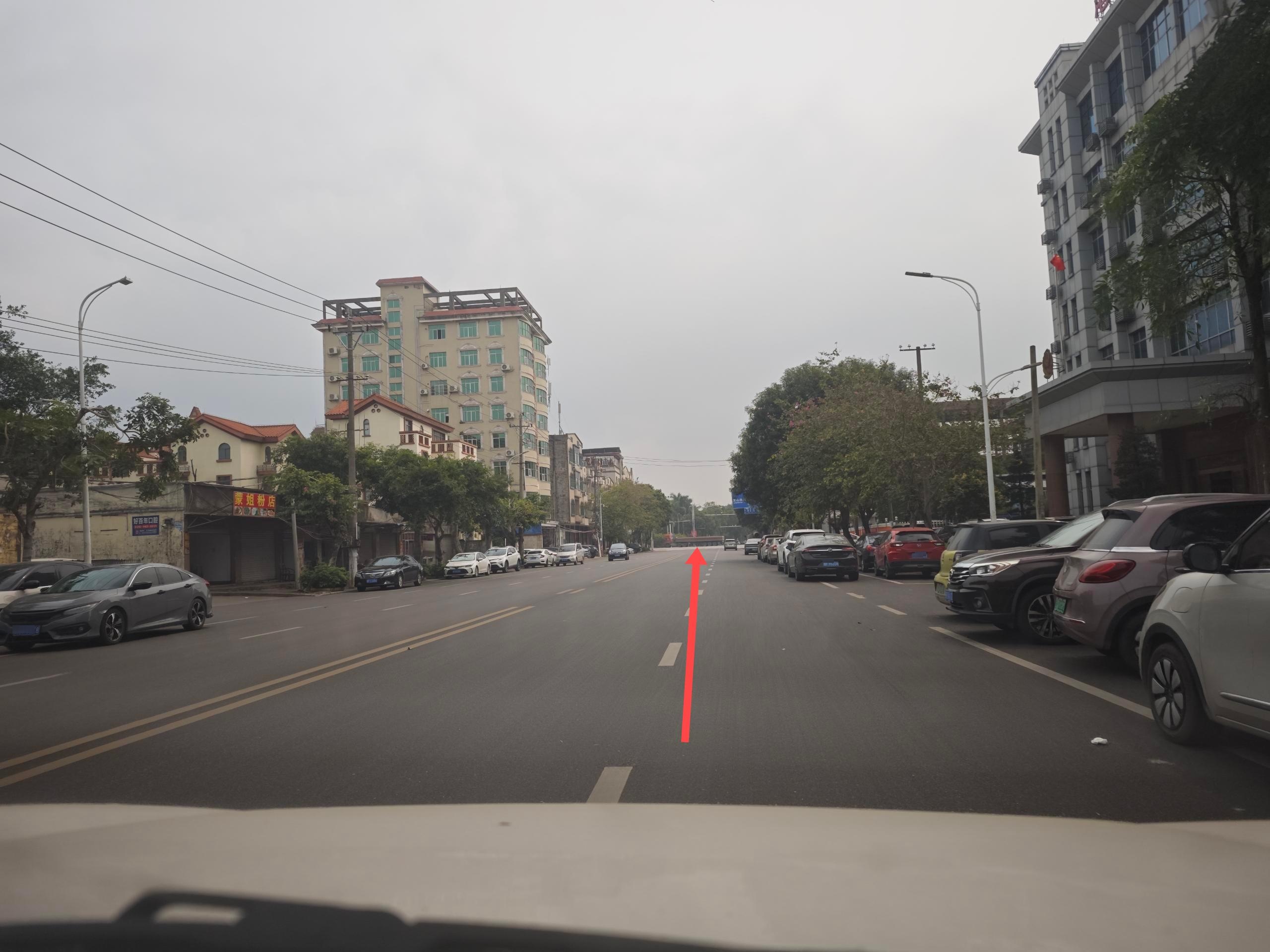 南网电动充电站(交警大队充电站)